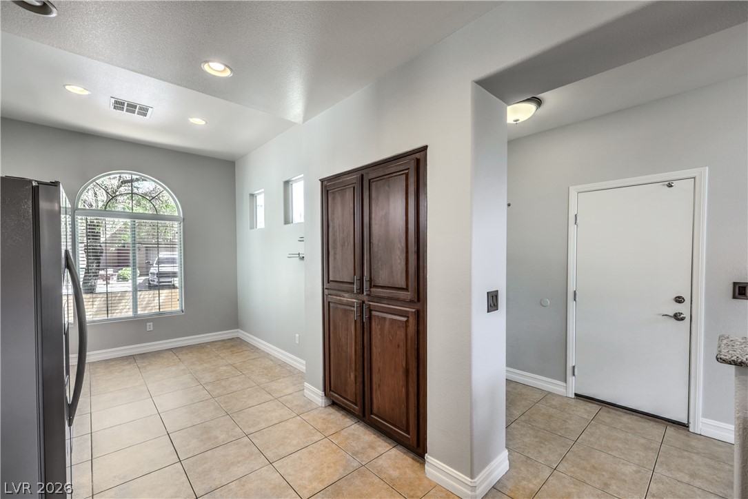 10731 Drake Ridge Avenue Las Vegas NV 89166