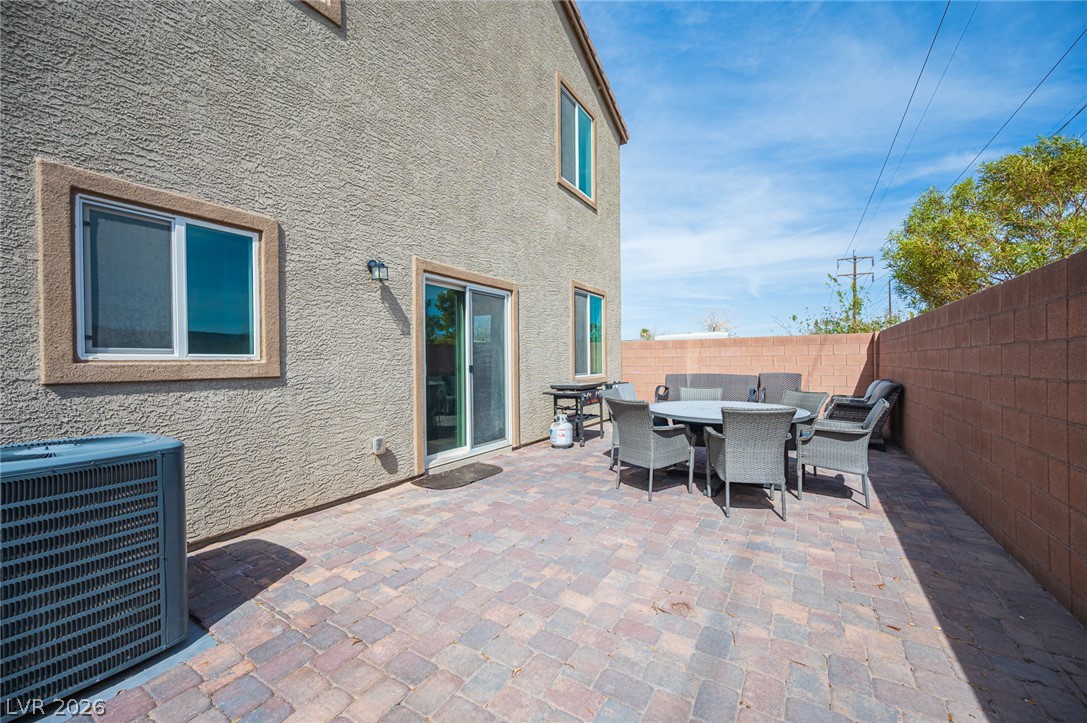 6030 Forest Archer Place Las Vegas NV 89122
