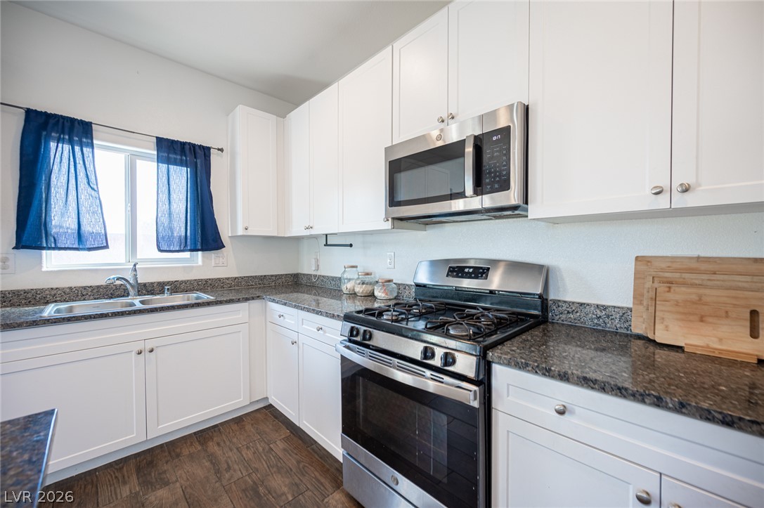 6030 Forest Archer Place Las Vegas NV 89122