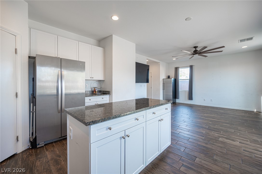 6030 Forest Archer Place Las Vegas NV 89122