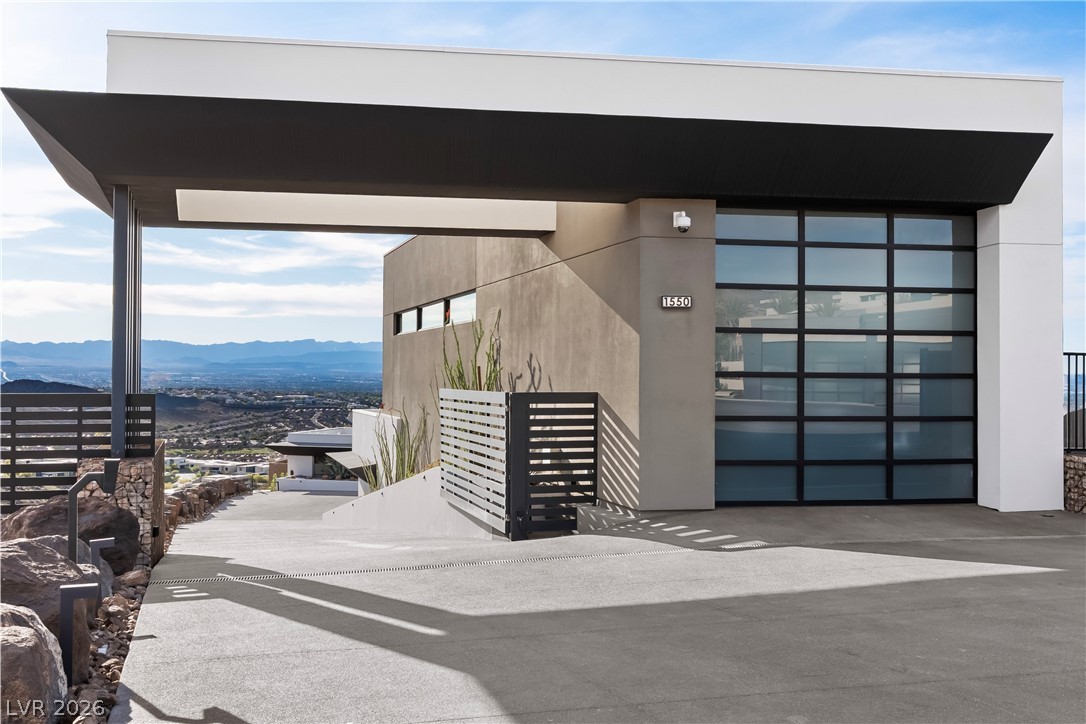1550 Dragon Crest Avenue Henderson NV 89012