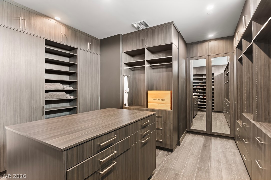 1550 Dragon Crest Avenue Henderson NV 89012