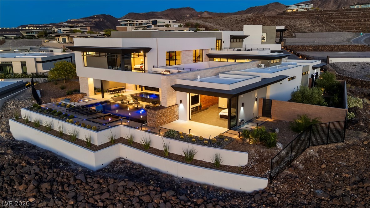 1550 Dragon Crest Avenue Henderson NV 89012
