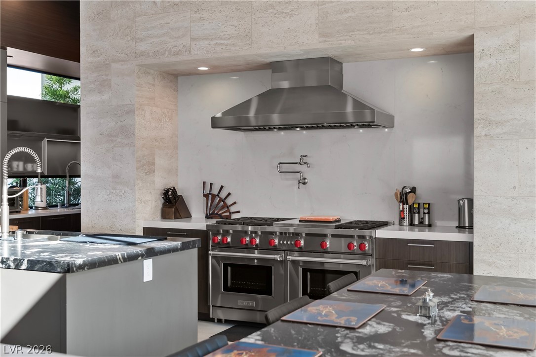 1550 Dragon Crest Avenue Henderson NV 89012