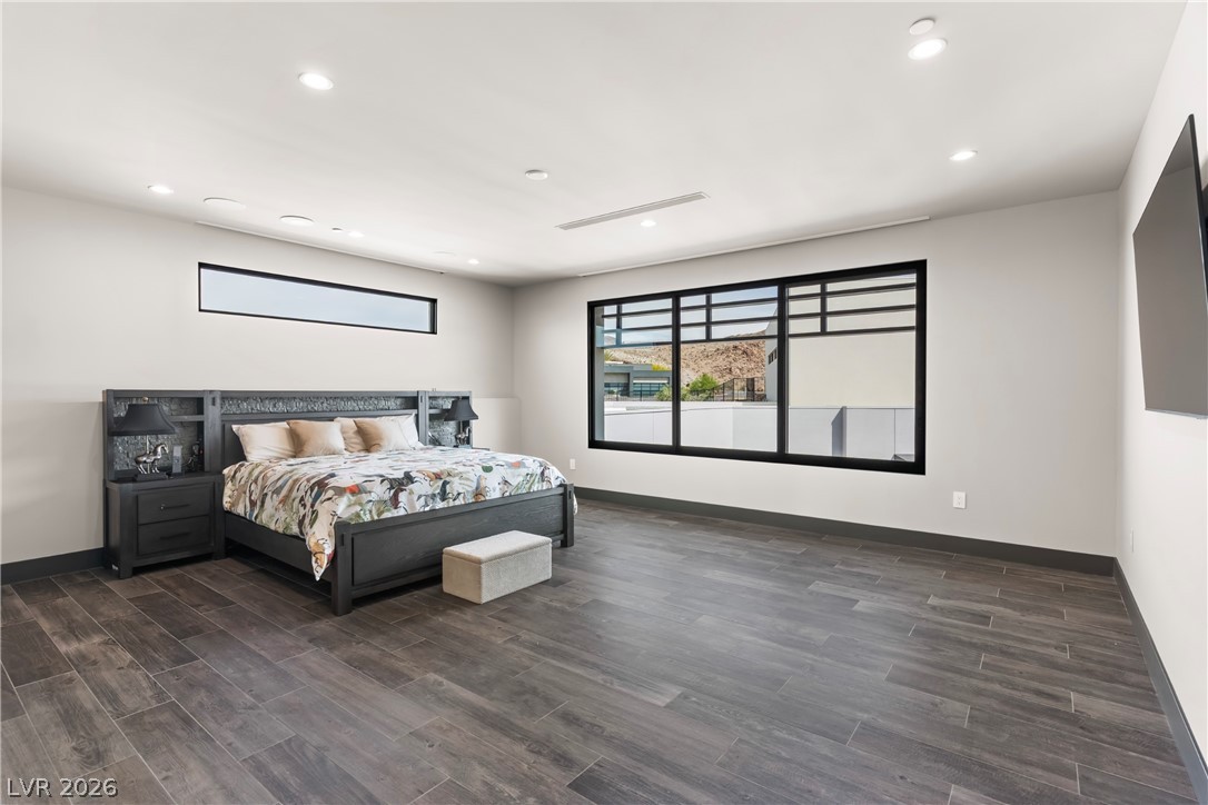1550 Dragon Crest Avenue Henderson NV 89012