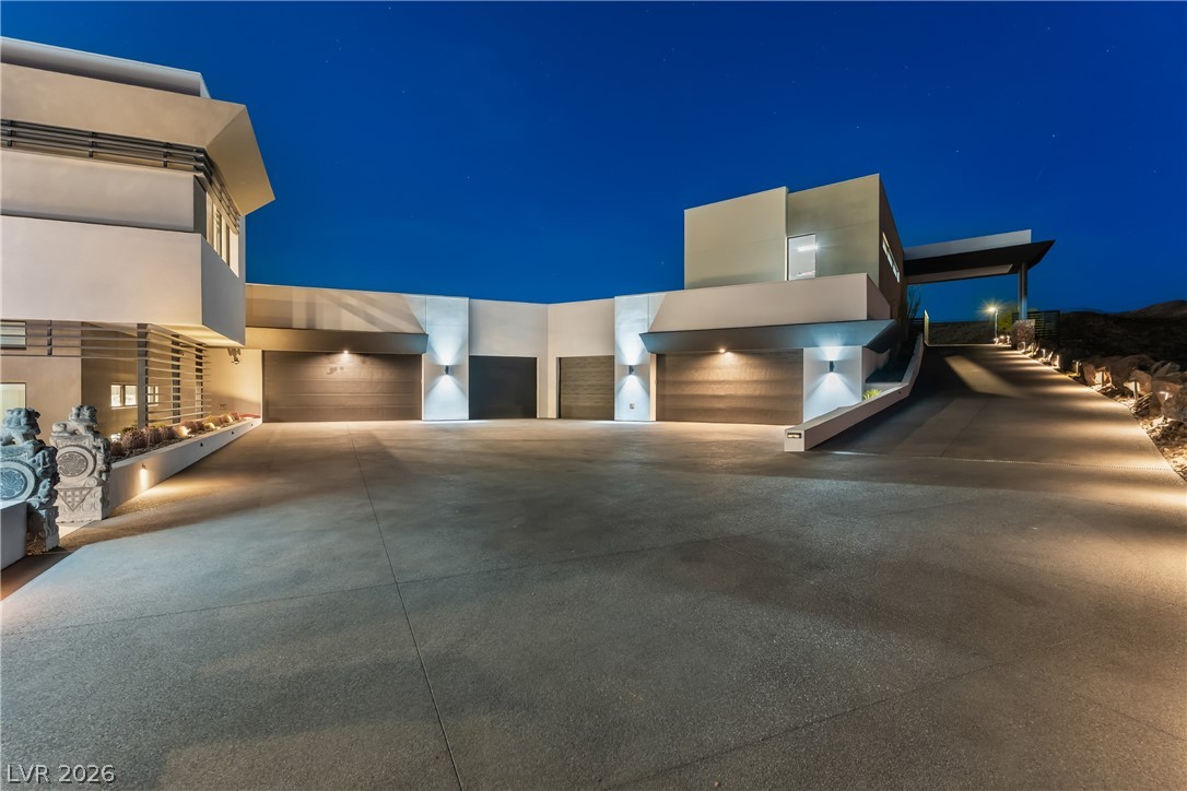 1550 Dragon Crest Avenue Henderson NV 89012