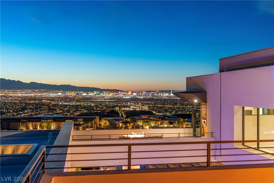 1550 Dragon Crest Avenue Henderson NV 89012