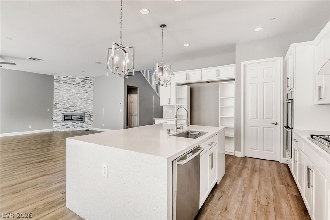 2779 Hera Heights Henderson NV 89052