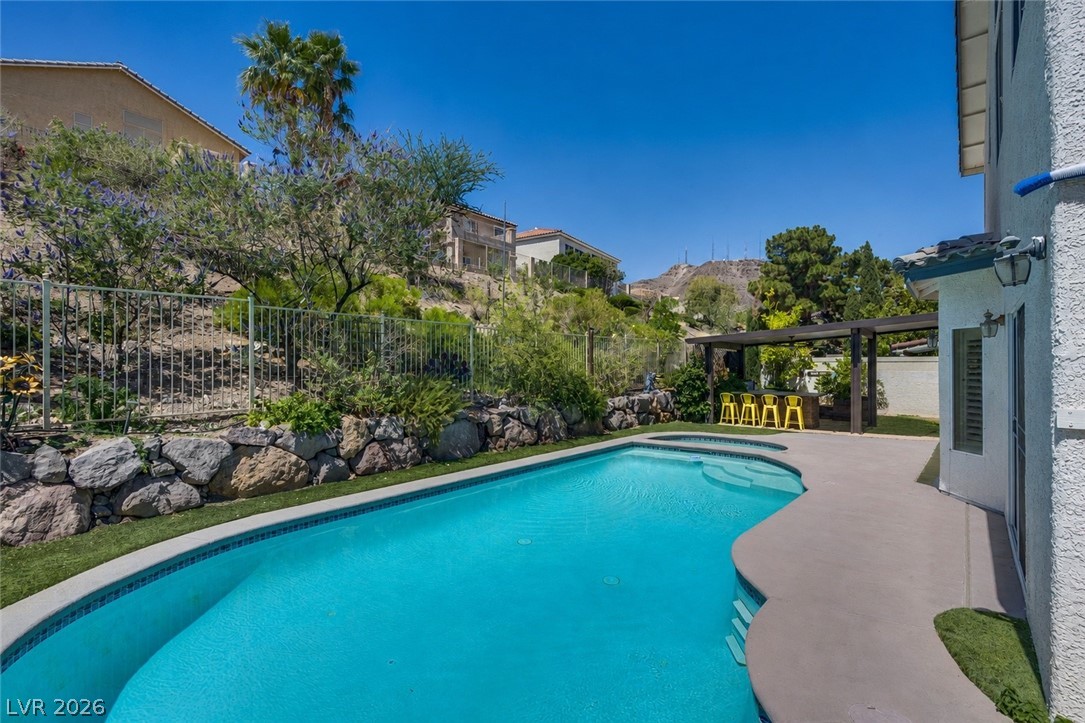 721 Descartes Avenue Henderson NV 89002