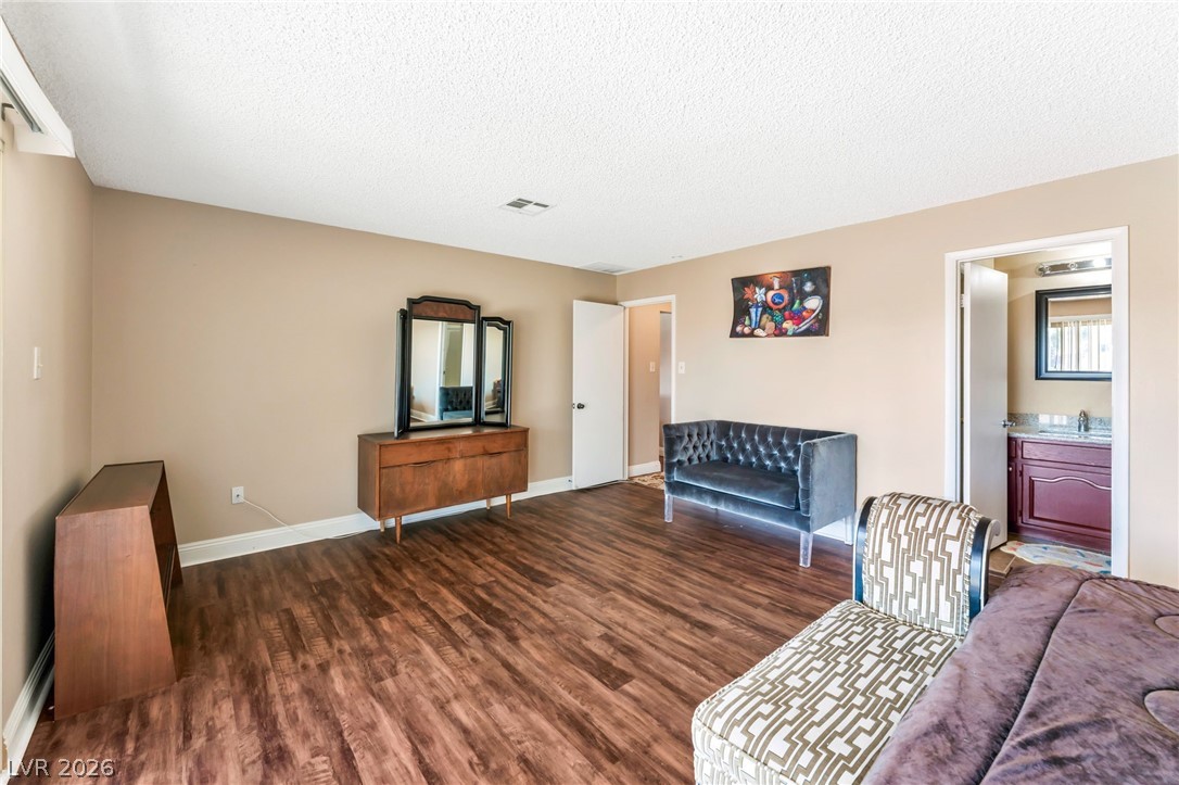 5391 Aston Avenue Las Vegas NV 89142