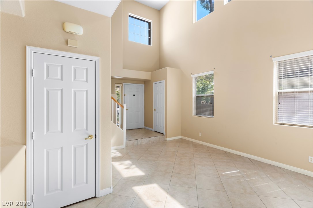 9709 Floweret Avenue Las Vegas NV 89117