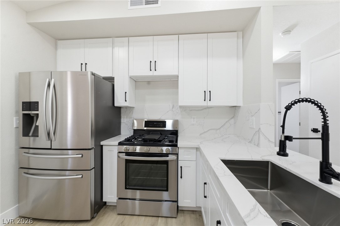 529 Close Avenue Henderson NV 89011