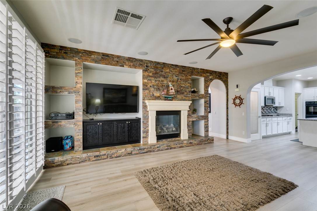 653 Bighorn Creek Street Henderson NV 89002