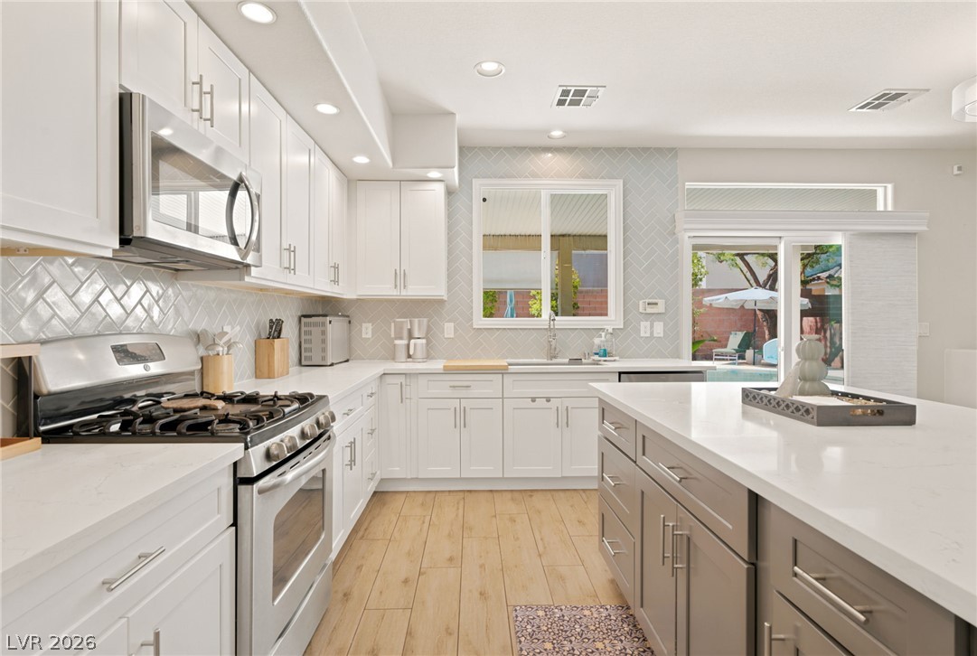3412 Perching Bird Lane North Las Vegas NV 89084