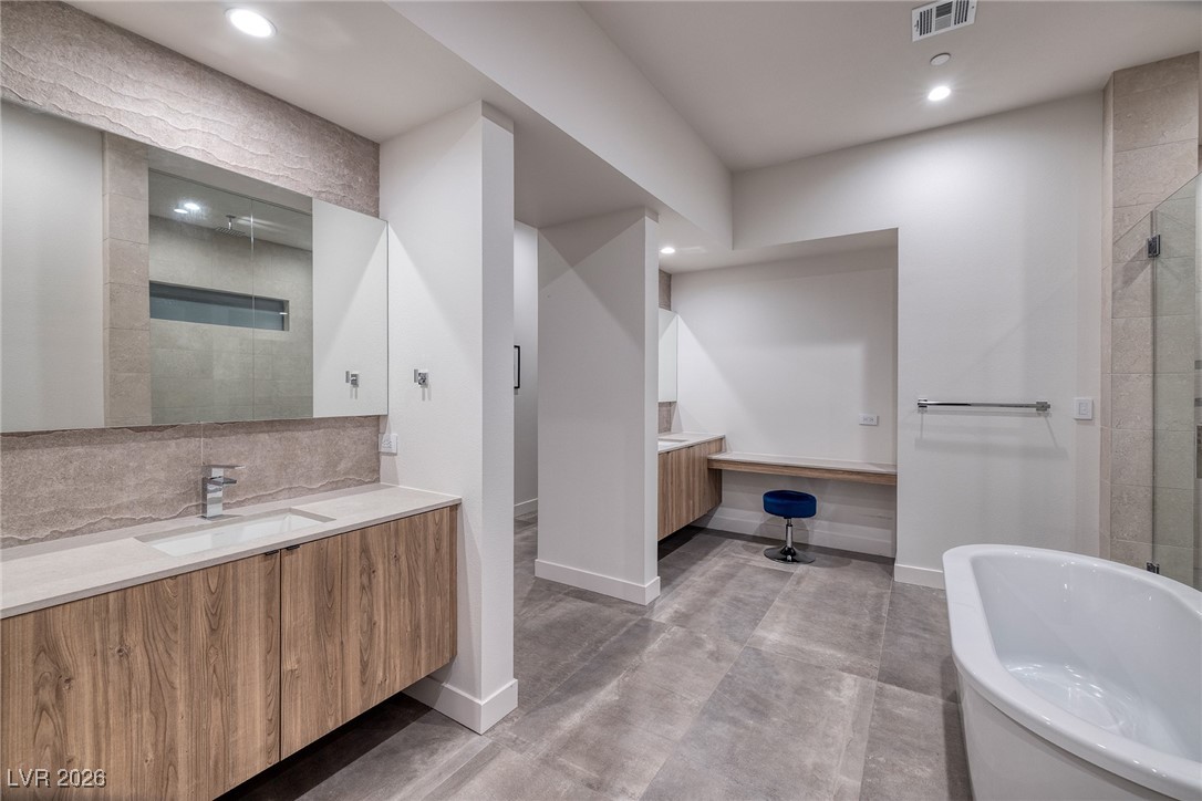 25 Falling Ridge Lane Henderson NV 89011