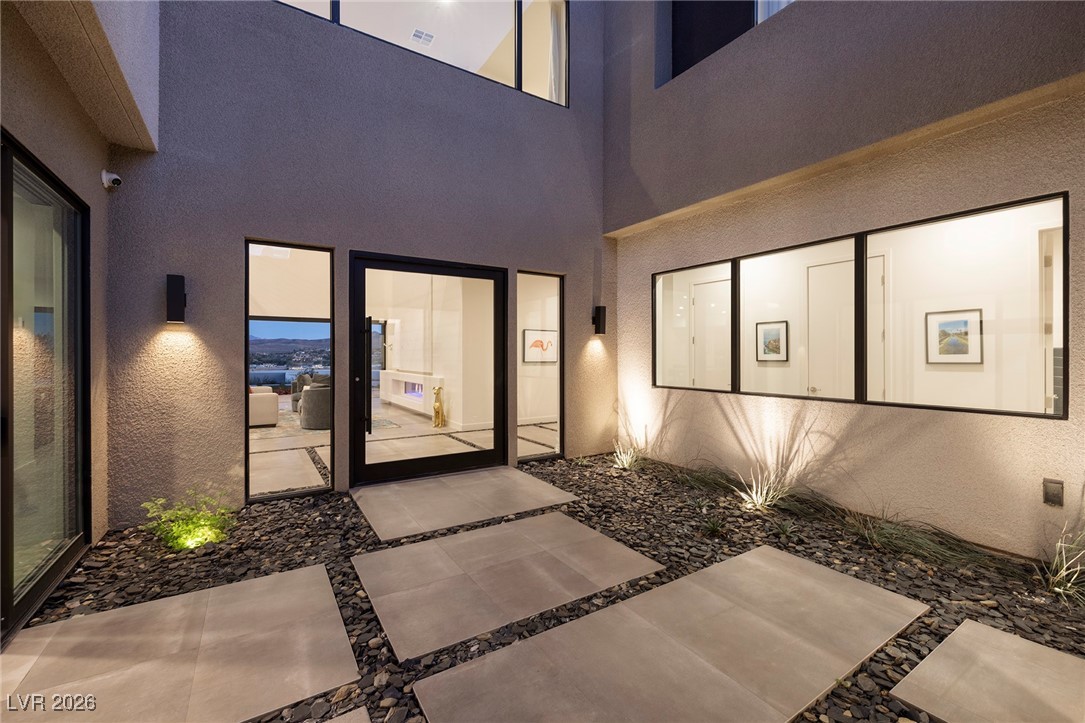 25 Falling Ridge Lane Henderson NV 89011
