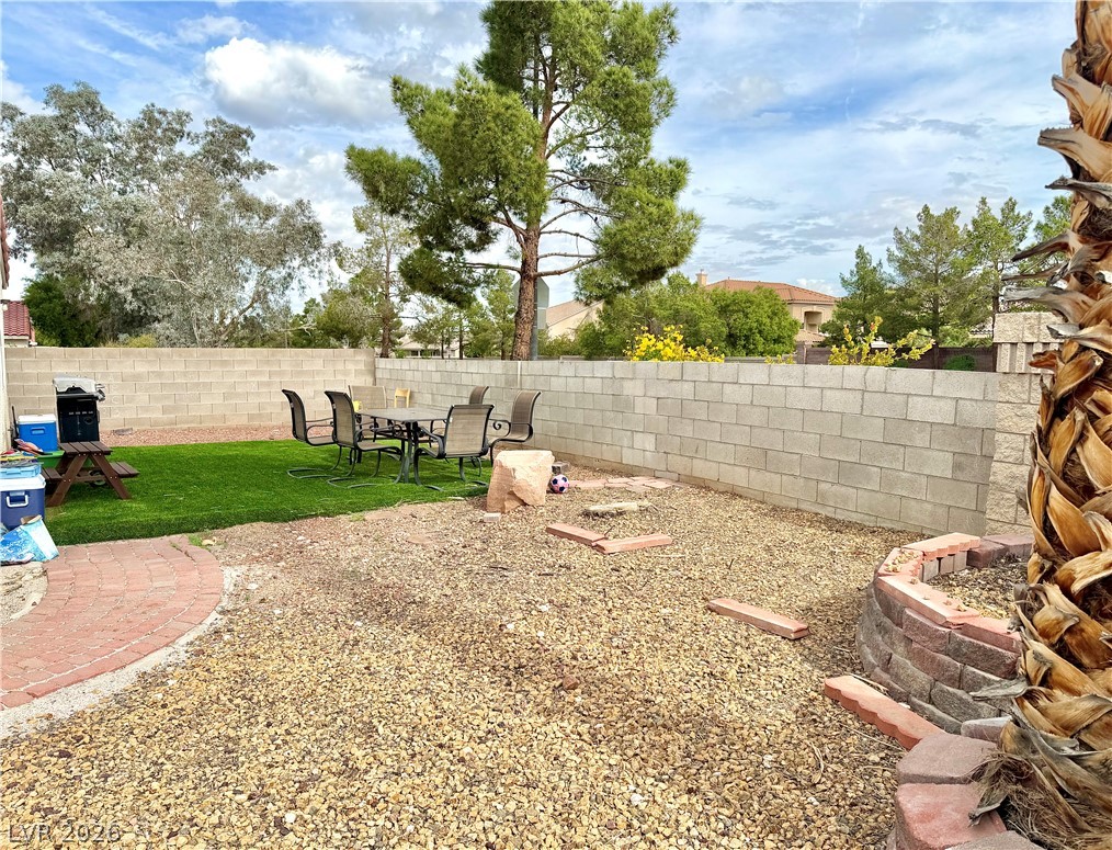 9474 Santa Fe Rose Street Las Vegas NV 89123