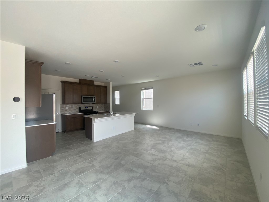 5833 Holbeche Street Las Vegas NV 89113