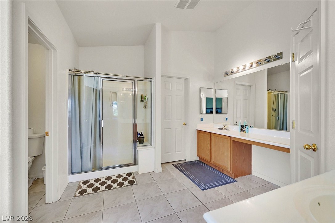 3704 Waynesvill Street Las Vegas NV 89122