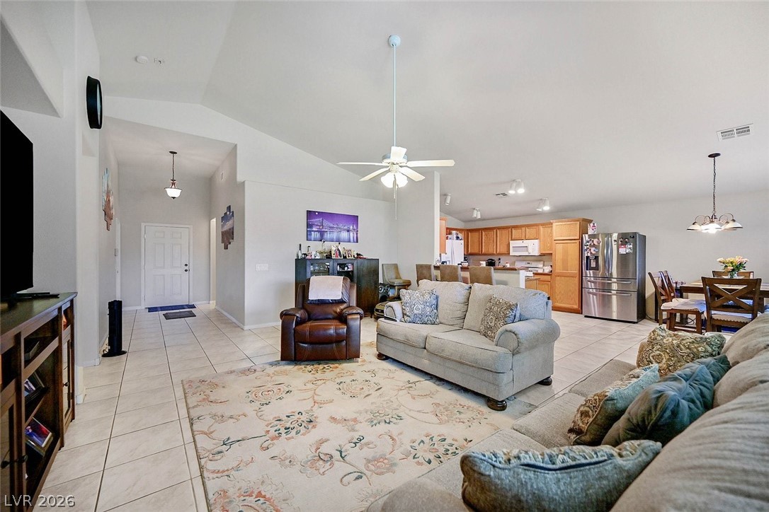 3704 Waynesvill Street Las Vegas NV 89122