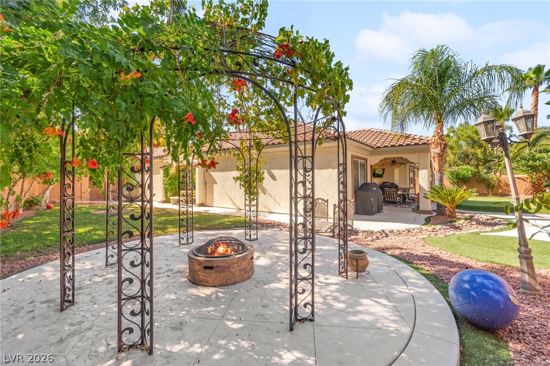 8520 Berkley Hall Street Las Vegas NV 89131