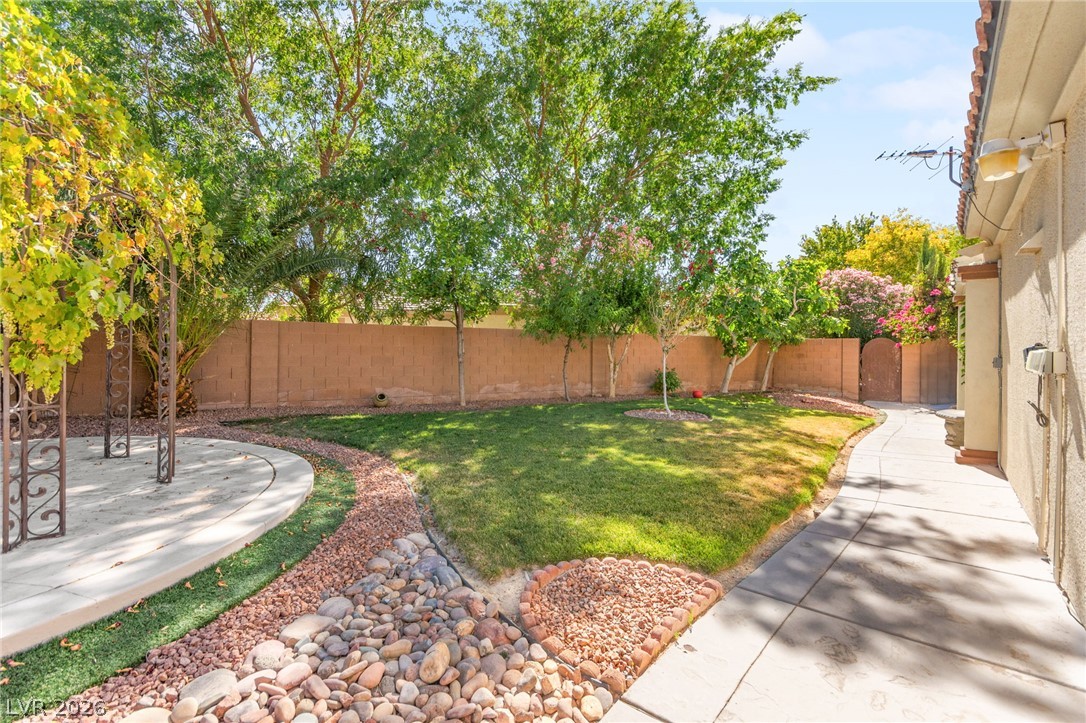 8520 Berkley Hall Street Las Vegas NV 89131
