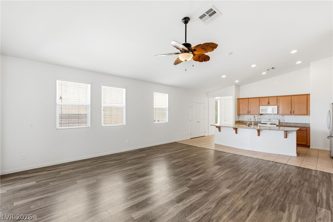 6829 Painted Morning Avenue Las Vegas NV 89142