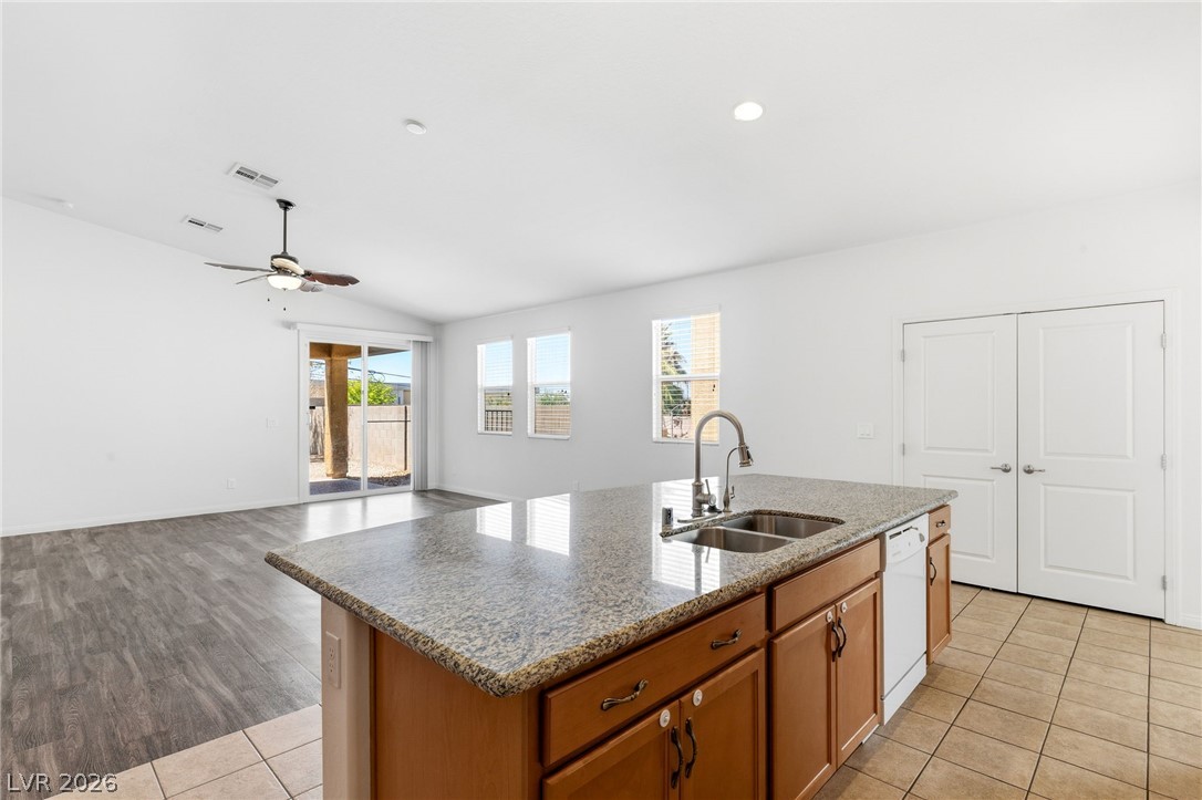 6829 Painted Morning Avenue Las Vegas NV 89142