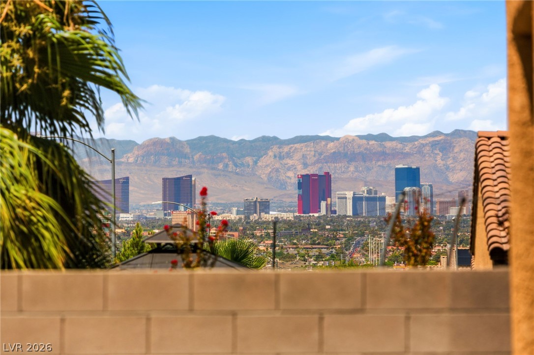 6829 Painted Morning Avenue Las Vegas NV 89142