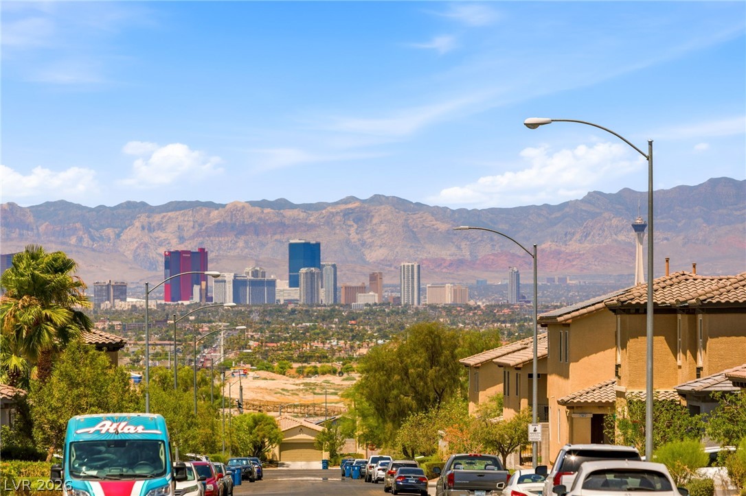 6829 Painted Morning Avenue Las Vegas NV 89142