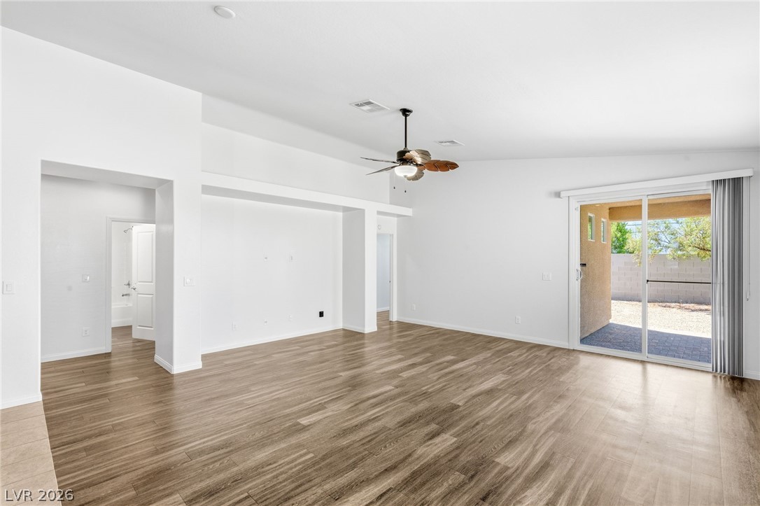 6829 Painted Morning Avenue Las Vegas NV 89142