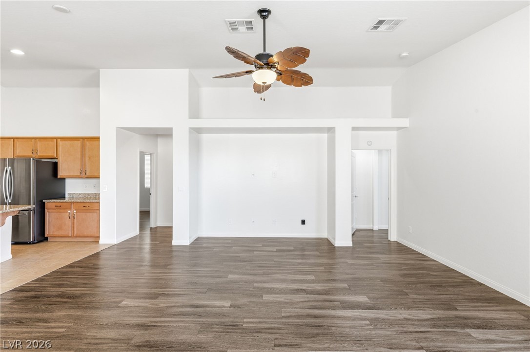 6829 Painted Morning Avenue Las Vegas NV 89142