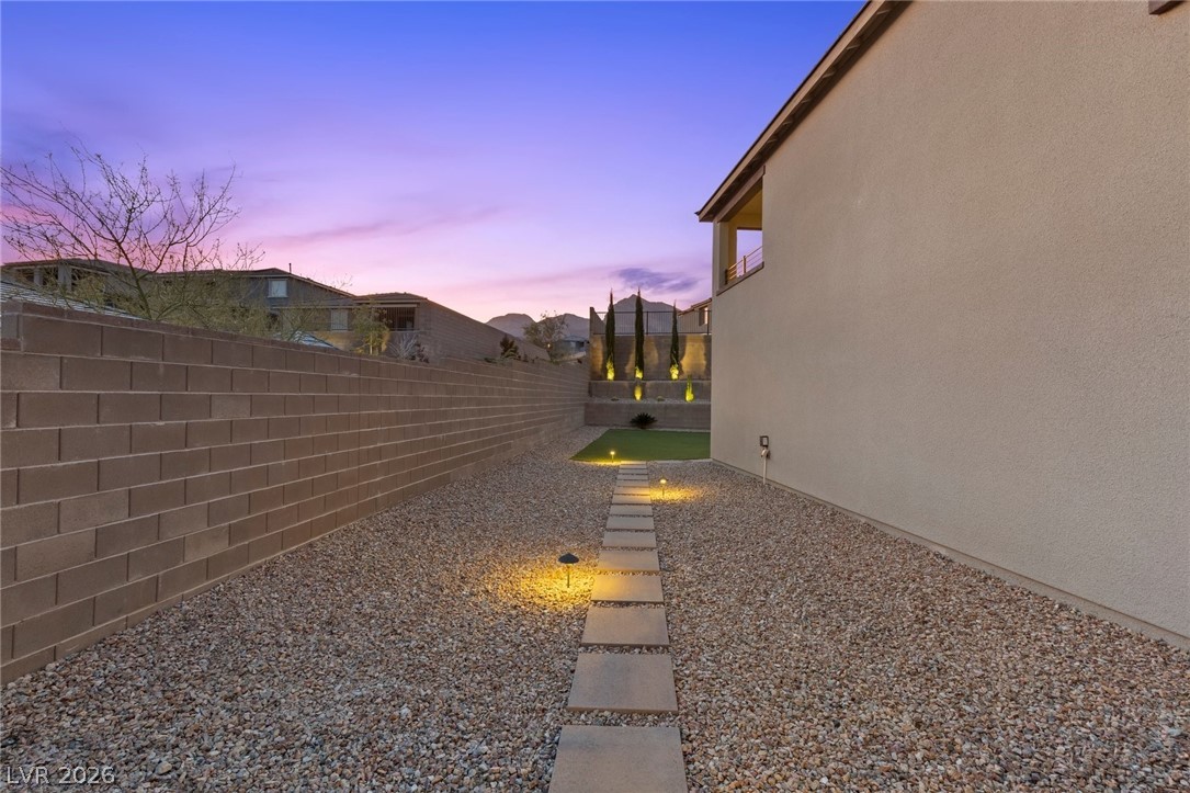 343 Cooper Hawk Court Las Vegas NV 89138