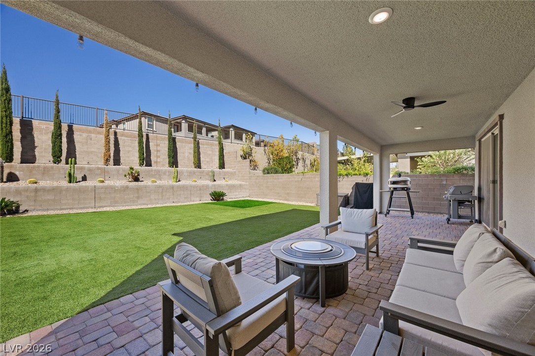343 Cooper Hawk Court Las Vegas NV 89138