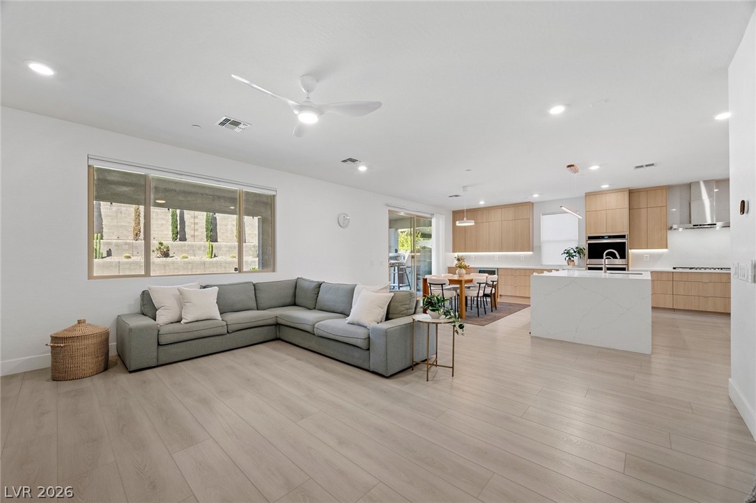 343 Cooper Hawk Court Las Vegas NV 89138