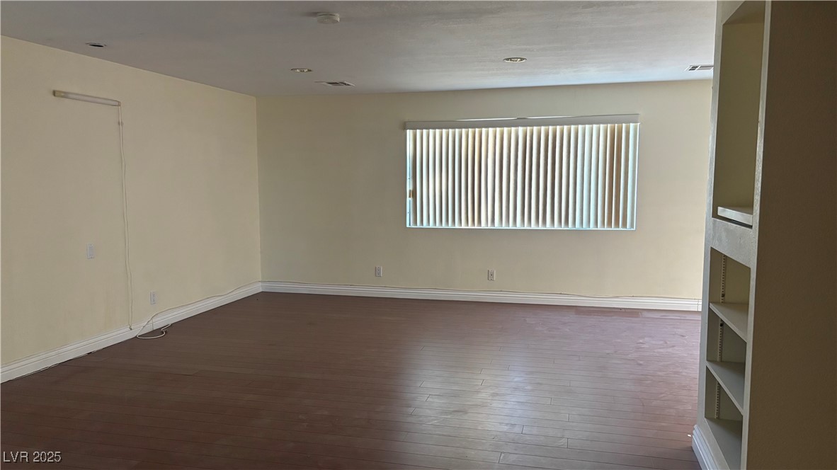 7045 Grasswood Drive Las Vegas NV 89147