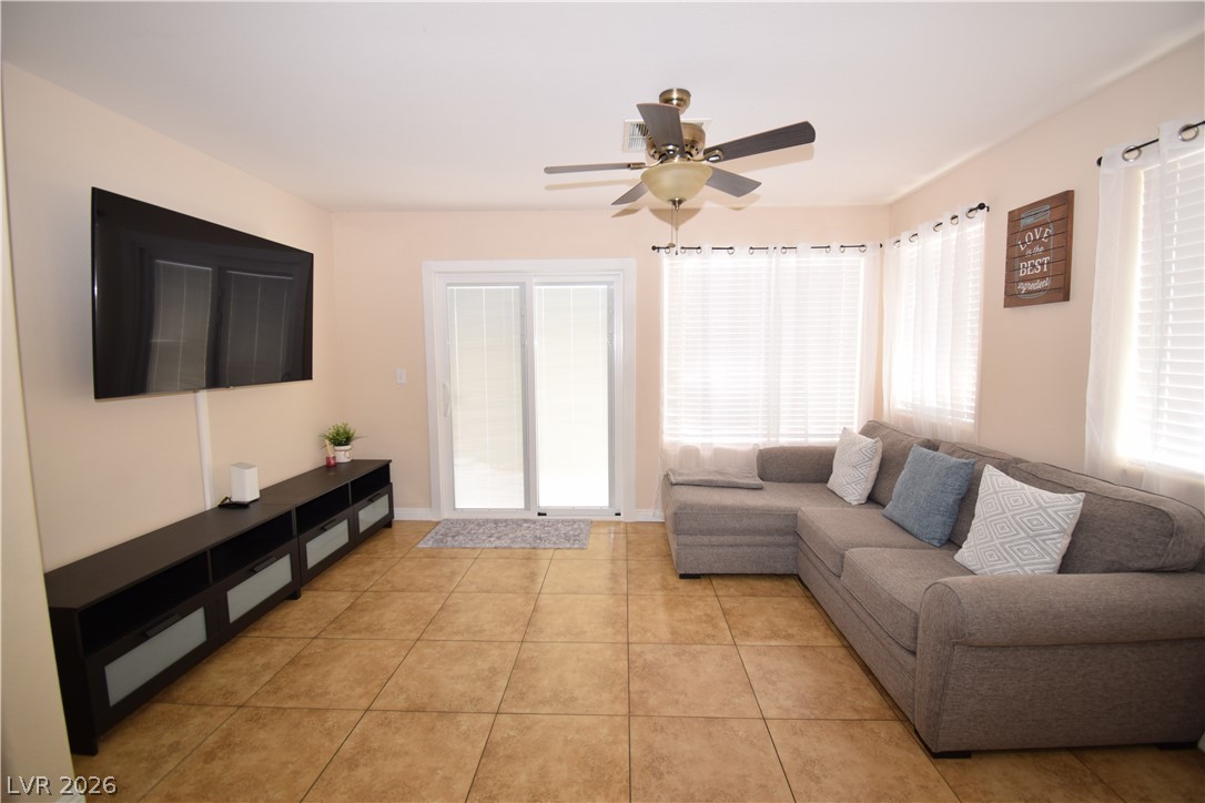 5078 Tioga Pass Avenue Las Vegas NV 89139
