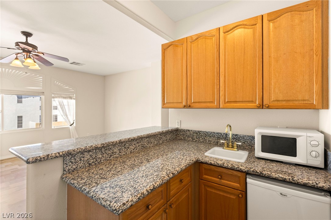 144 Tamarron Cliffs Street Las Vegas NV 89148
