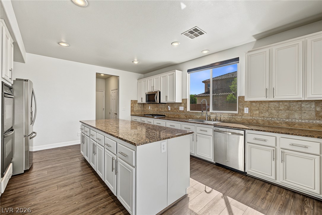 5528 Ambrosia Stream Avenue Las Vegas NV 89131