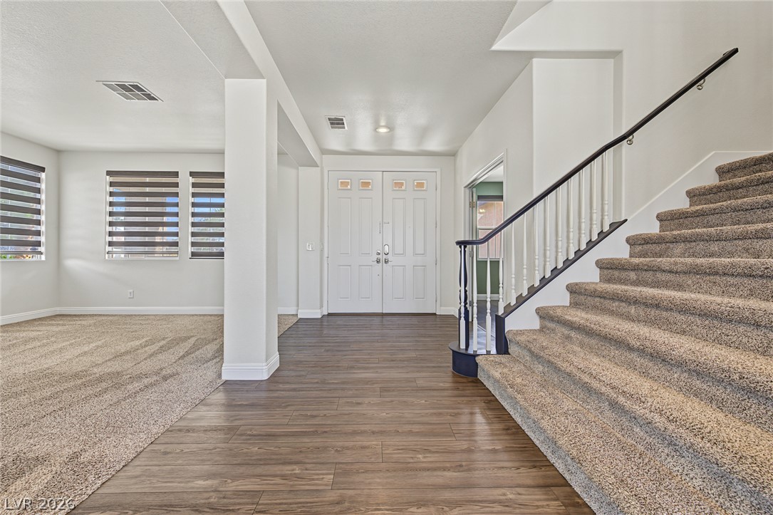 5528 Ambrosia Stream Avenue Las Vegas NV 89131
