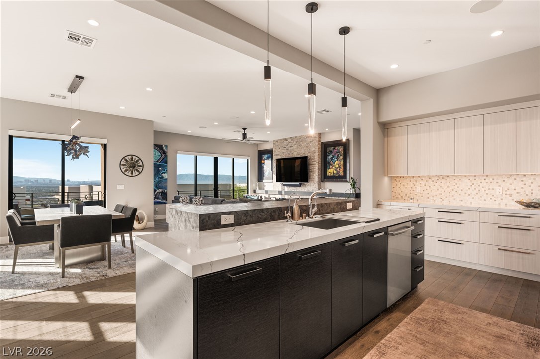 406 Tranquil Peak Court Henderson NV 89012