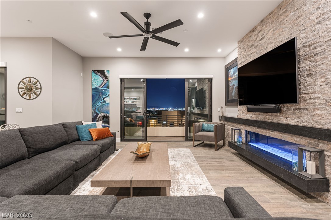 406 Tranquil Peak Court Henderson NV 89012