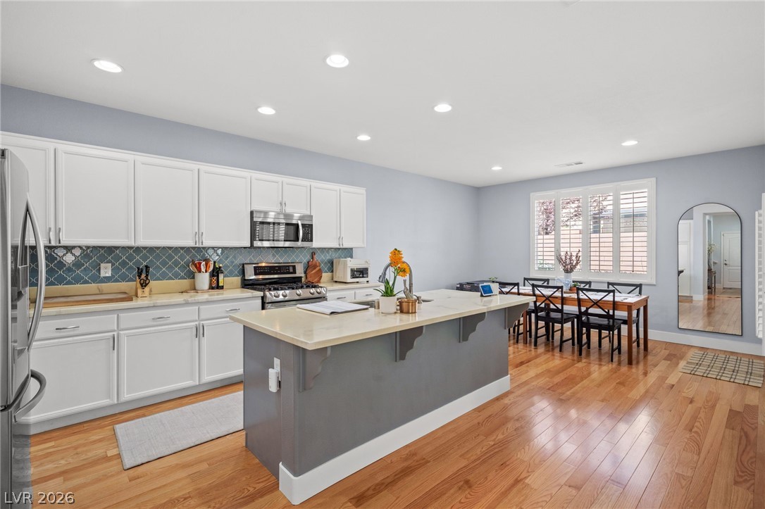 10624 Mount Jefferson Avenue Las Vegas NV 89166