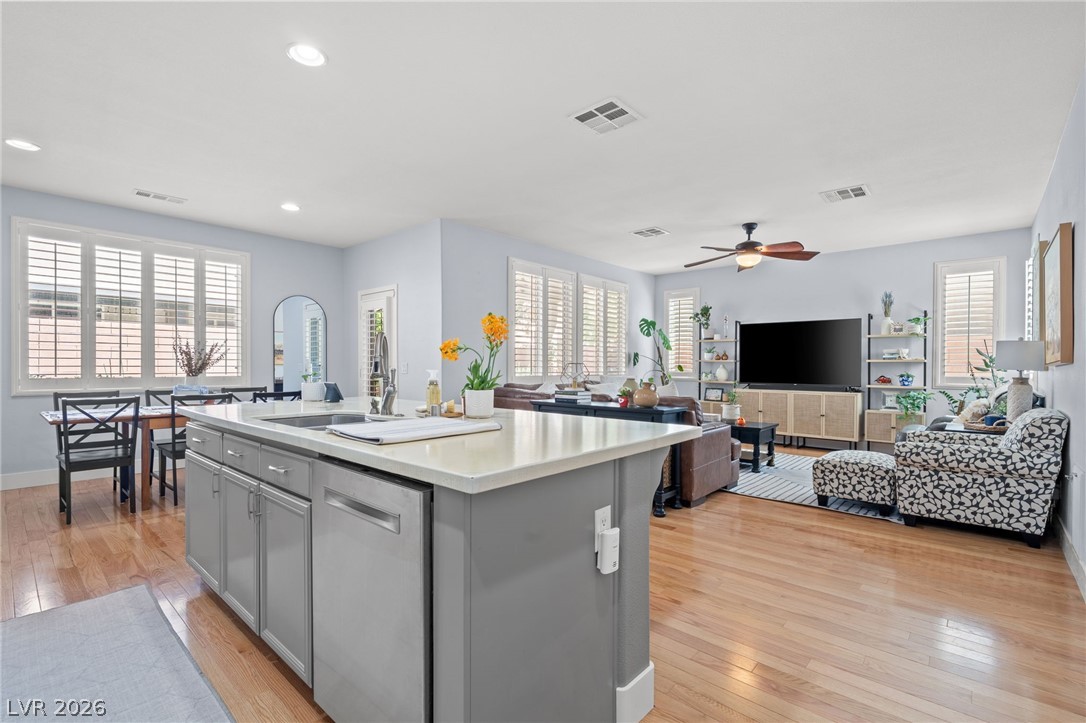 10624 Mount Jefferson Avenue Las Vegas NV 89166