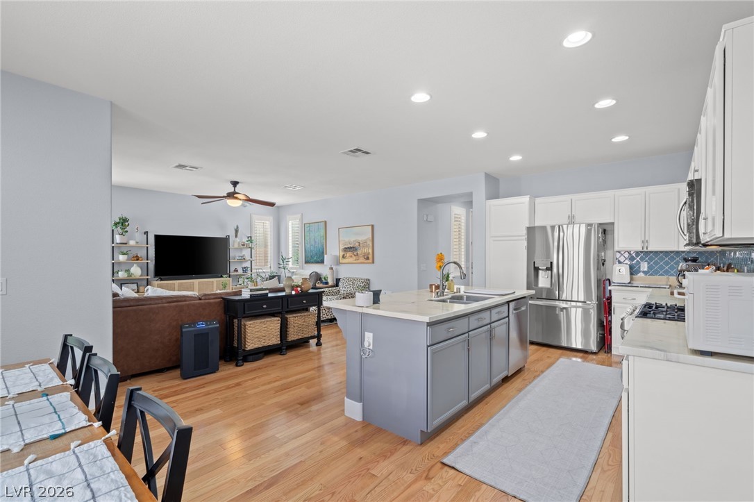 10624 Mount Jefferson Avenue Las Vegas NV 89166