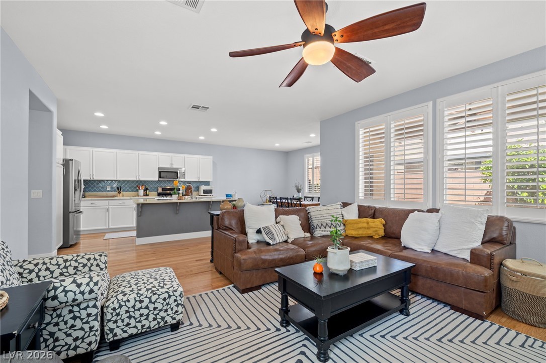 10624 Mount Jefferson Avenue Las Vegas NV 89166