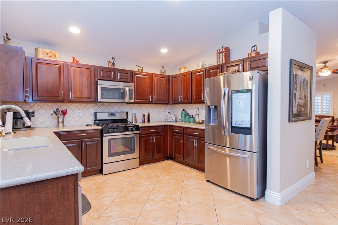 8391 Hollywood Hills Avenue Las Vegas NV 89178