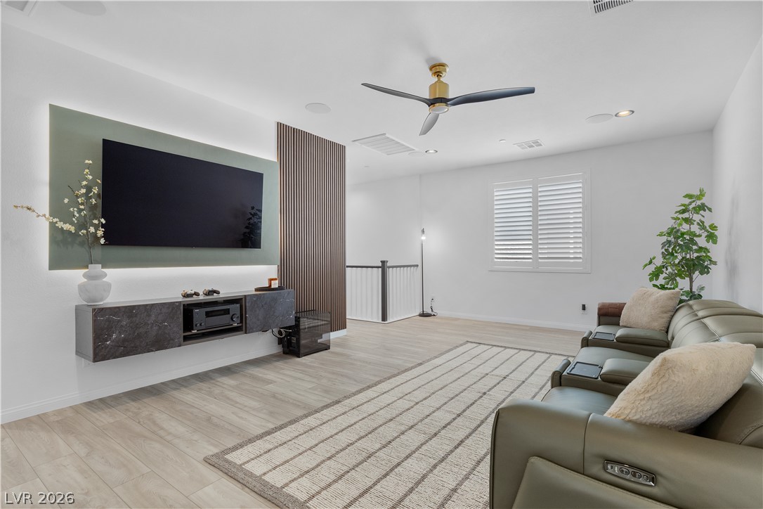 8836 Scalpay Street Las Vegas NV 89166