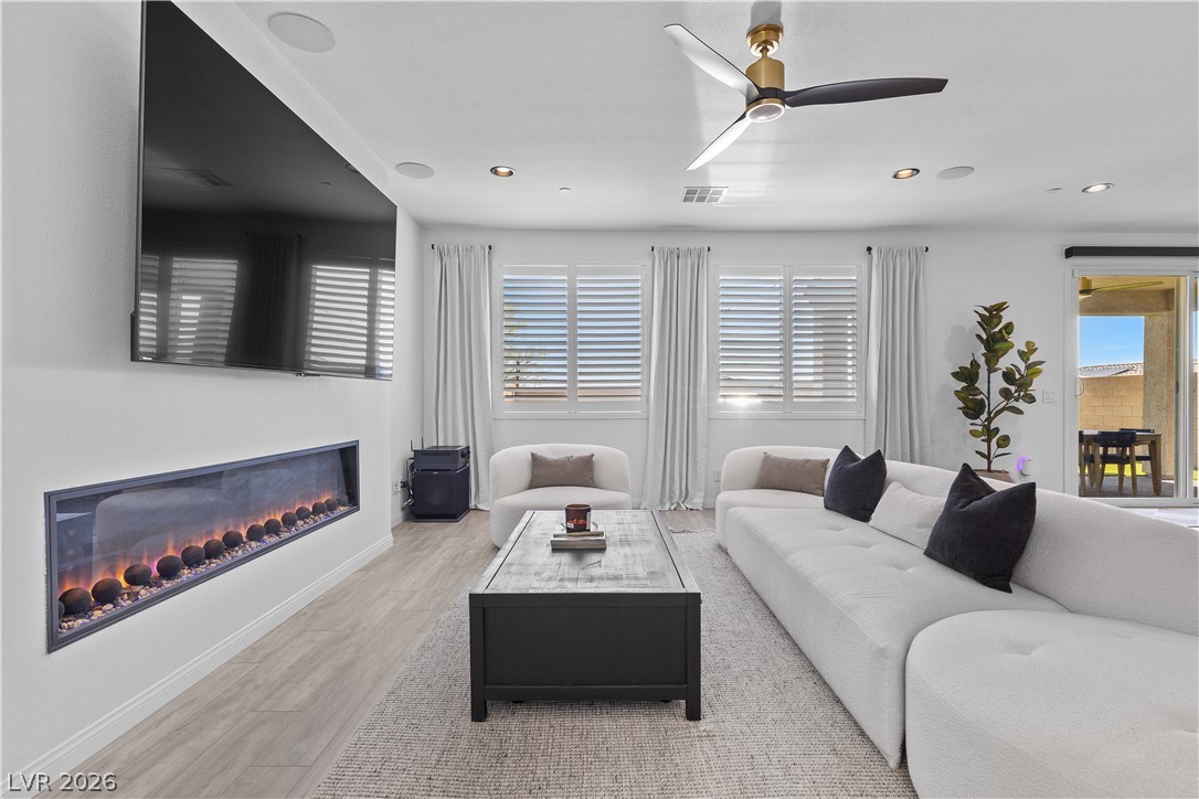 8836 Scalpay Street Las Vegas NV 89166