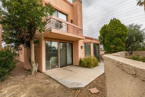 3202 Brookfield Drive Las Vegas NV 89120